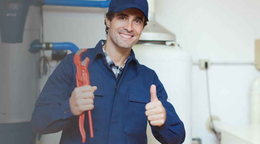 Expert burst pipe repair services in Ashville, OH